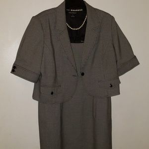 Jessica Howard black/white 2 PC dress suit